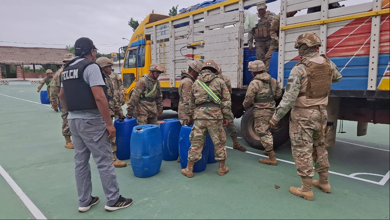 El camión fue secuestrado en San Carlos