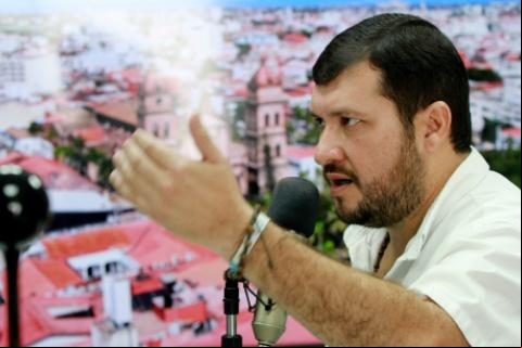 Stello Cochamanidis en EL DEBER Radio
