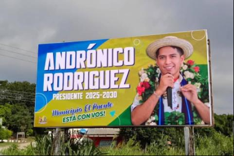 Gigantografías con la imagen de Andrónico Rodríguez como candidato inundan en varias regiones del país