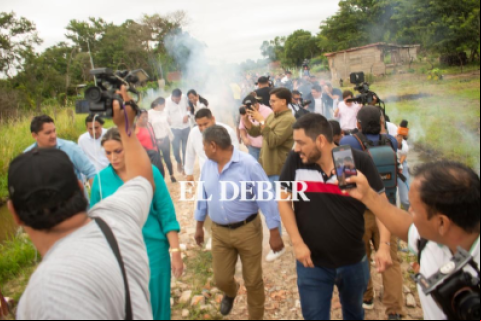 Los concejales fueron agredidos por avasalladores. Foto. Brian Zabala 