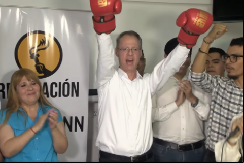 Jaime Dunn proclamado en Santa Cruz