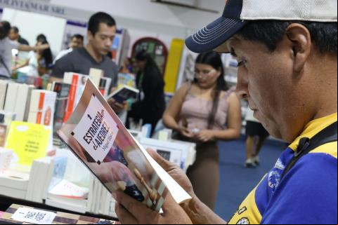 Feria Internacional del Libro en Santa Cruz /Foto: Fuad Landívar