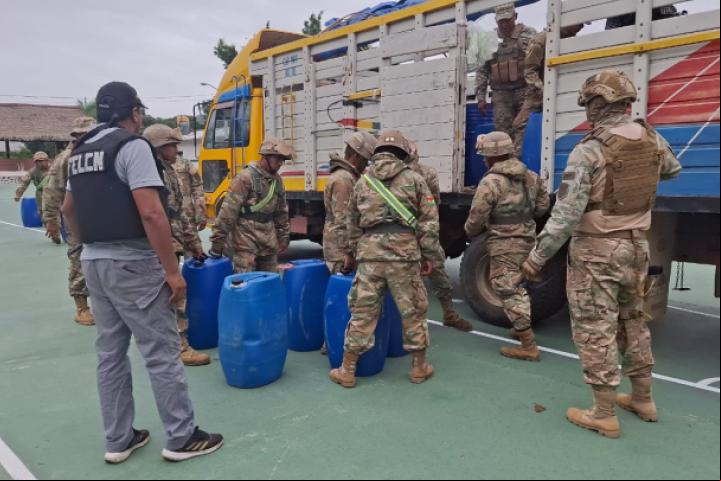 El camión fue secuestrado en San Carlos