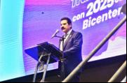 Reyes Villa entrega su informe de gestión. Foto: Súmate