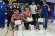 Un estudiante de coolegio y dos universitarios subieron al podio del evento